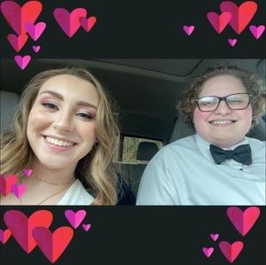 Meet your Posher, Hanna